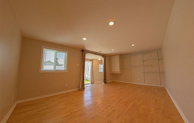 North Park Single Family Home with 1 Bedroom Plus Den/2nd Bedroom