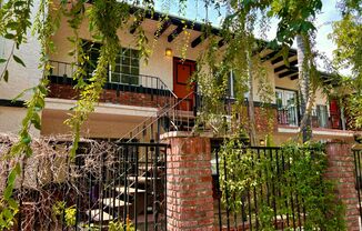 4657 Coldwater Canyon Ave