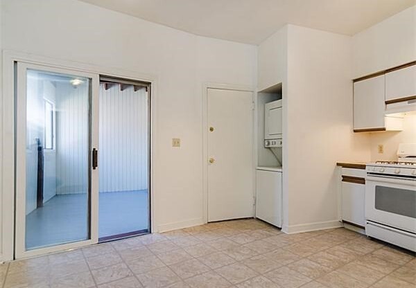 153 Chiswick Rd Apt 3