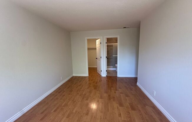 SAN JOSE NORTH - Single Family Home with central A/C, upgraded flooring