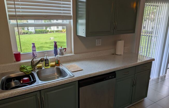 2-Bedroom Condo in Well-Maintained Community Near Gulf Beaches!