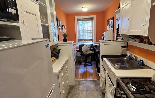90 Kilsyth Rd Apt 25