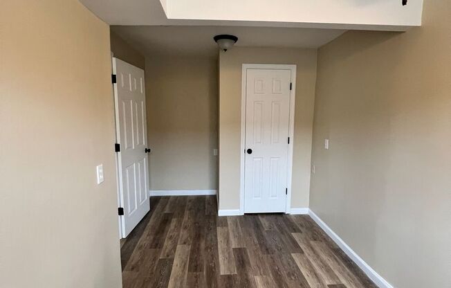 4 beds, 2 baths, 1,490 sqft, $1,800, Unit Apt 7