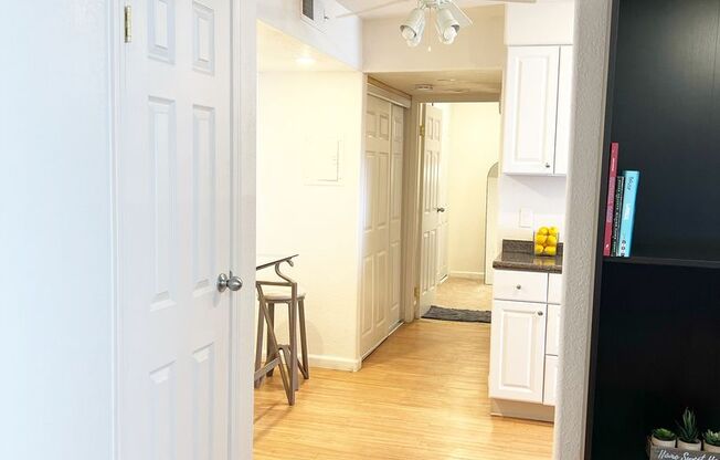 1 bed, 1 bath, 592 sqft, $1,075, Unit 97