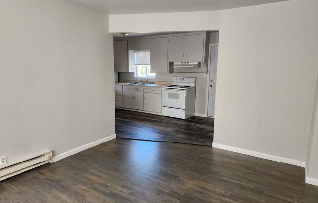 1 bed, 1 bath, 650 sqft, $1,495