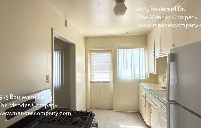 Boulevard Apartments