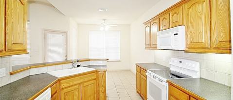 6218 BENTWOOD DR
