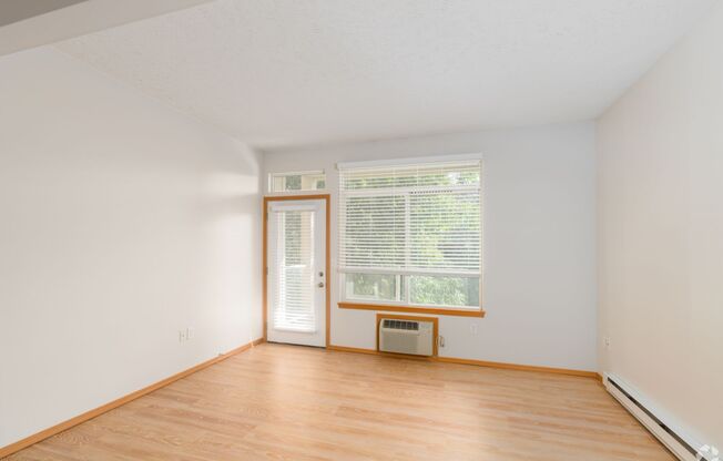 1 bed, 1 bath, 935 sqft, $1,505, Unit 283