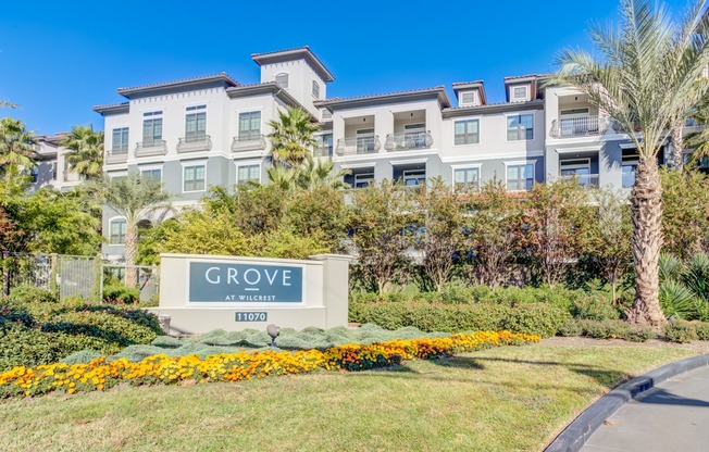 New Exterior Signage & Paint