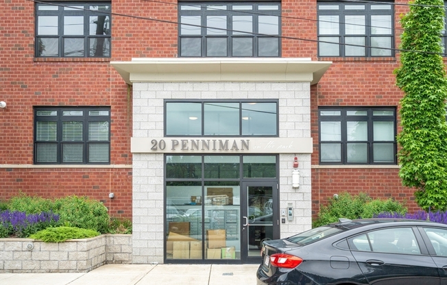 2 beds, 2 baths, 1,009 sqft, $4,100, Unit 301