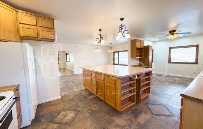 4 beds, 4 baths, $3,250