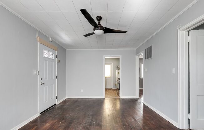 Beautiful 2 Bedroom Bungalow in Manchester Available July 18th!