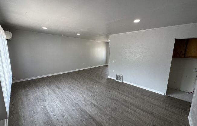 2 beds, 1 bath, $1,600, Unit 1511 Kimball Ave