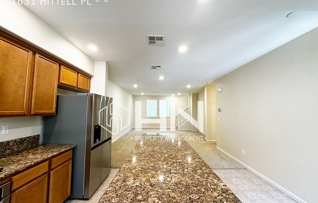 1631 HITTELL PL