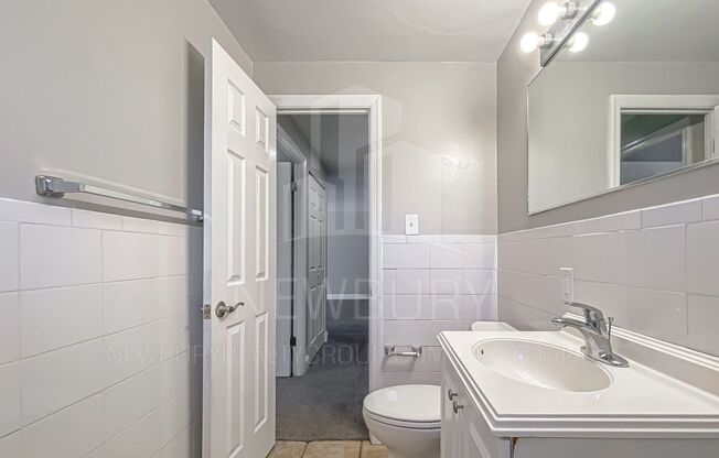 2 beds, 1 bath, 805 sqft, $975, Unit 1848-09