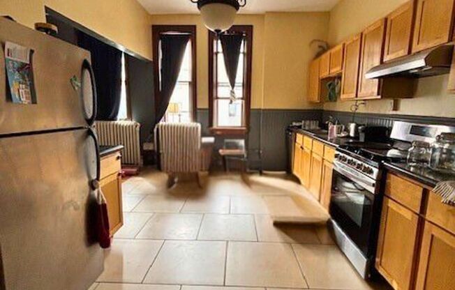 Historic building on West 7th and Grand in St. Paul