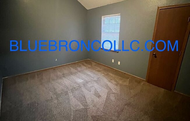 3 beds, 1.5 baths, $1,199, Unit 508