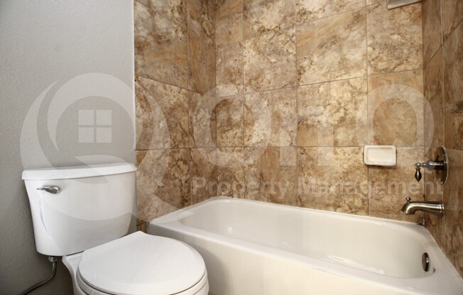 3 beds, 2 baths, 1,088 sqft, $1,700, Unit 120