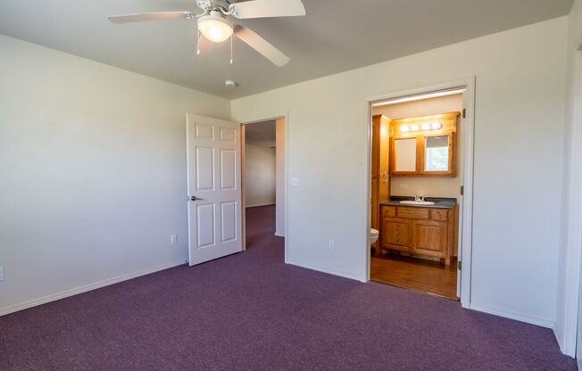 2 beds, 2 baths, $1,100