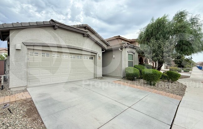 5420 W DESERT HOLW DR