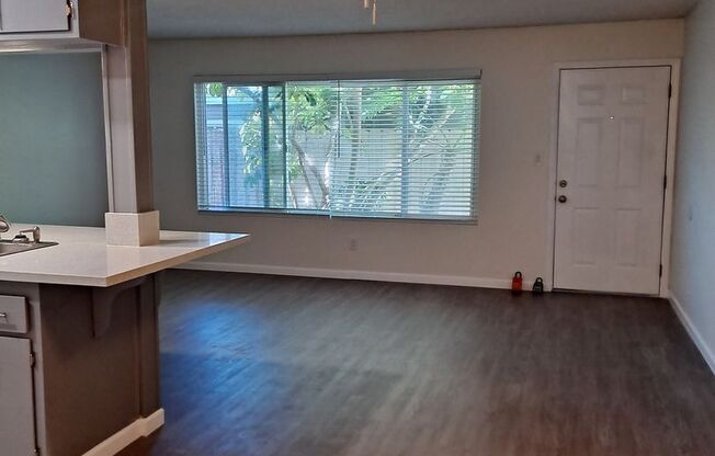 4247 Montalvo St