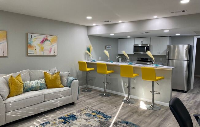 Modern Luxurious Apartments in the Heart of Arlington, Texas!