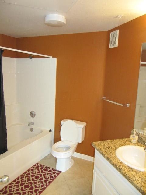 8232 STA VLG LN