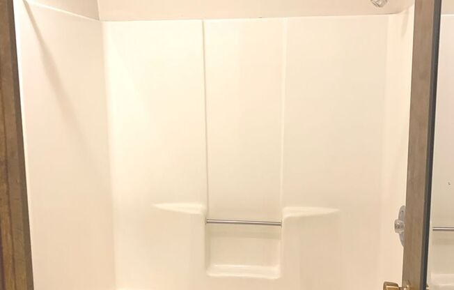 Studio, 1 bath, $845, Unit 289