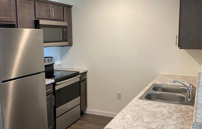 1 bed, 1 bath, 719 sqft, $1,195, Unit 303