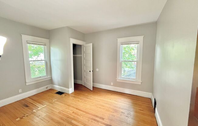 184-186 Warwick Avenue