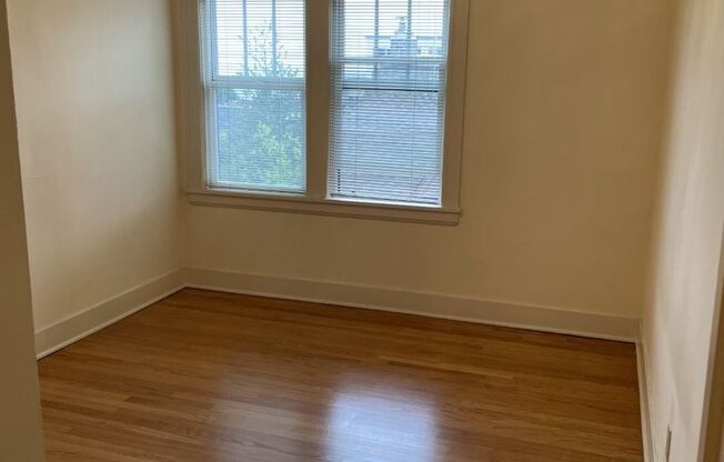 Glen Eden LLC