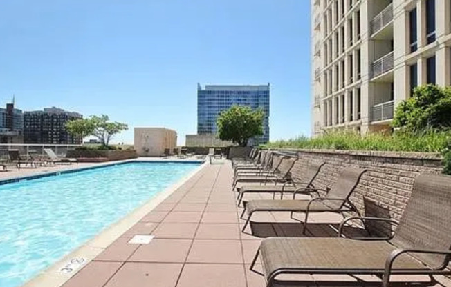 1 bed, 1 bath, $2,350, Unit UNIT 1812