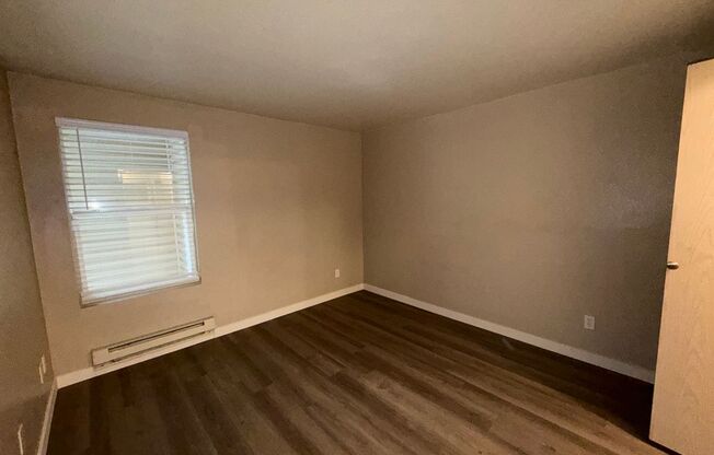 1 bed, 1 bath, 715 sqft, $1,795, Unit 327