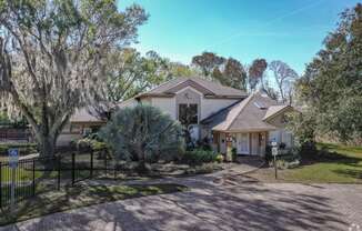 Leasing office exterior