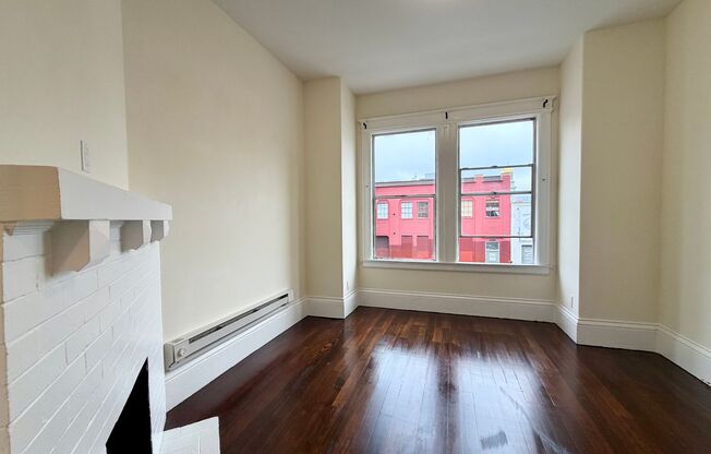 Bright & Spacious 1BR + Office in SOMA