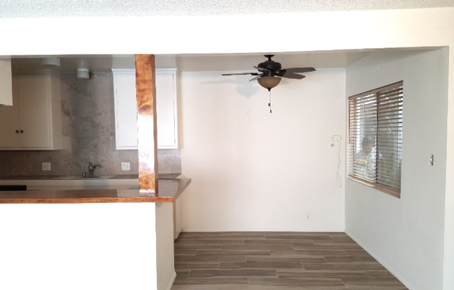 1150 MANHATTAN BCH BLVD