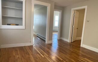 3 beds, 1 bath, $2,285, Unit 23 Clare St, Lowell