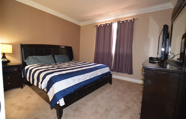 2 beds, 2 baths, $2,200, Unit # 137