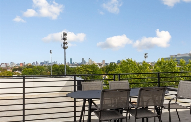 1 bed, 1 bath, 708 sqft, $2,900, Unit 303