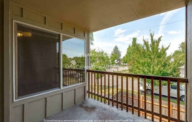 2 beds, 1 bath, $1,449