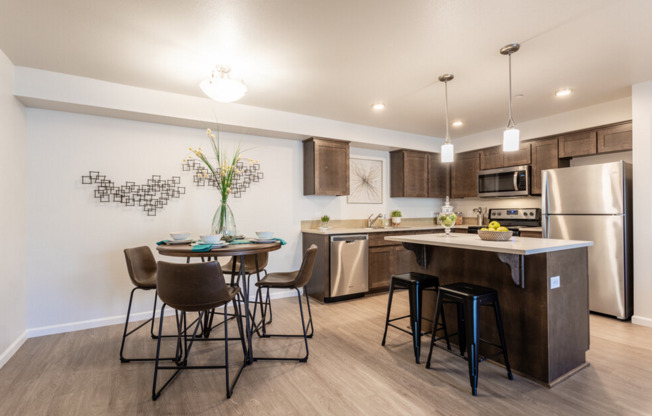 3 beds, 2 baths, 1,176 sqft, $2,250, Unit B-316