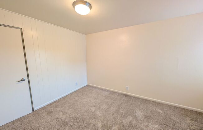 2 beds, 1 bath, 876 sqft, $2,425, Unit 504