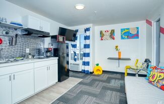 Studio, 1 bath, 260 sqft, $800, Unit 303