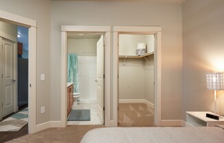 2 beds, 2 baths, 1,008 sqft, $1,700, Unit 202-F