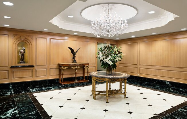 1 bed, 1 bath, $5,500, Unit 812