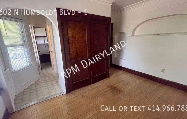 2602 N HUMBOLDT BLVD