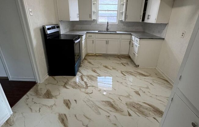 2309 MDW LN