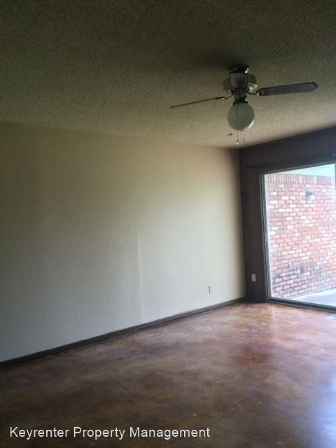 9922 E 21st Pl