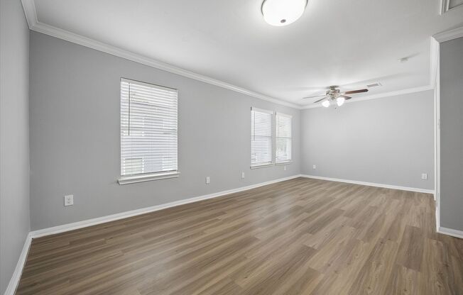1548 Ashland