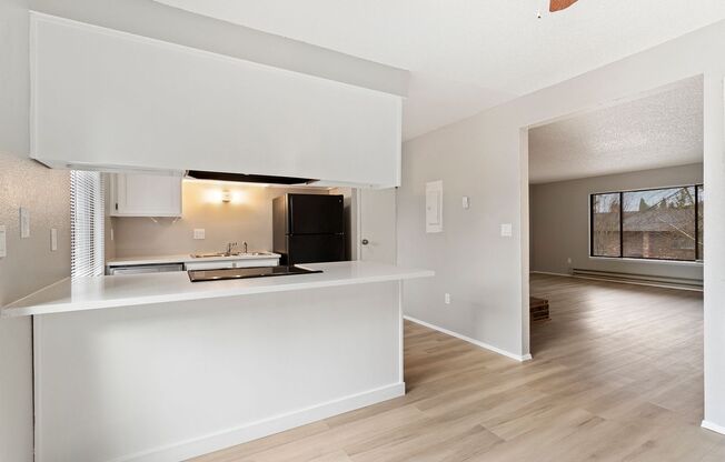 2 beds, 1.5 baths, 960 sqft, $1,750, Unit 18